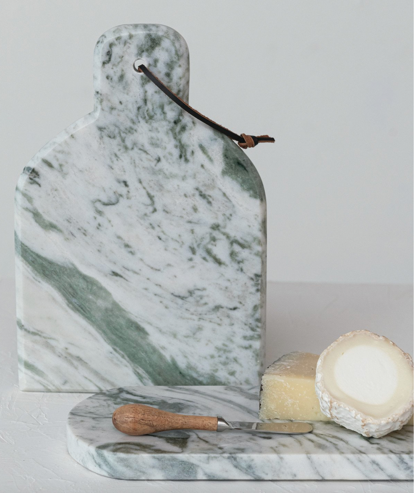 MARBLE CUTTING BOARD AND CANAPE KNIFE